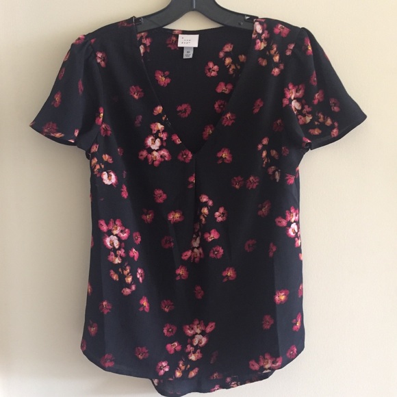 A New Day Blouse - Picture 3 of 8